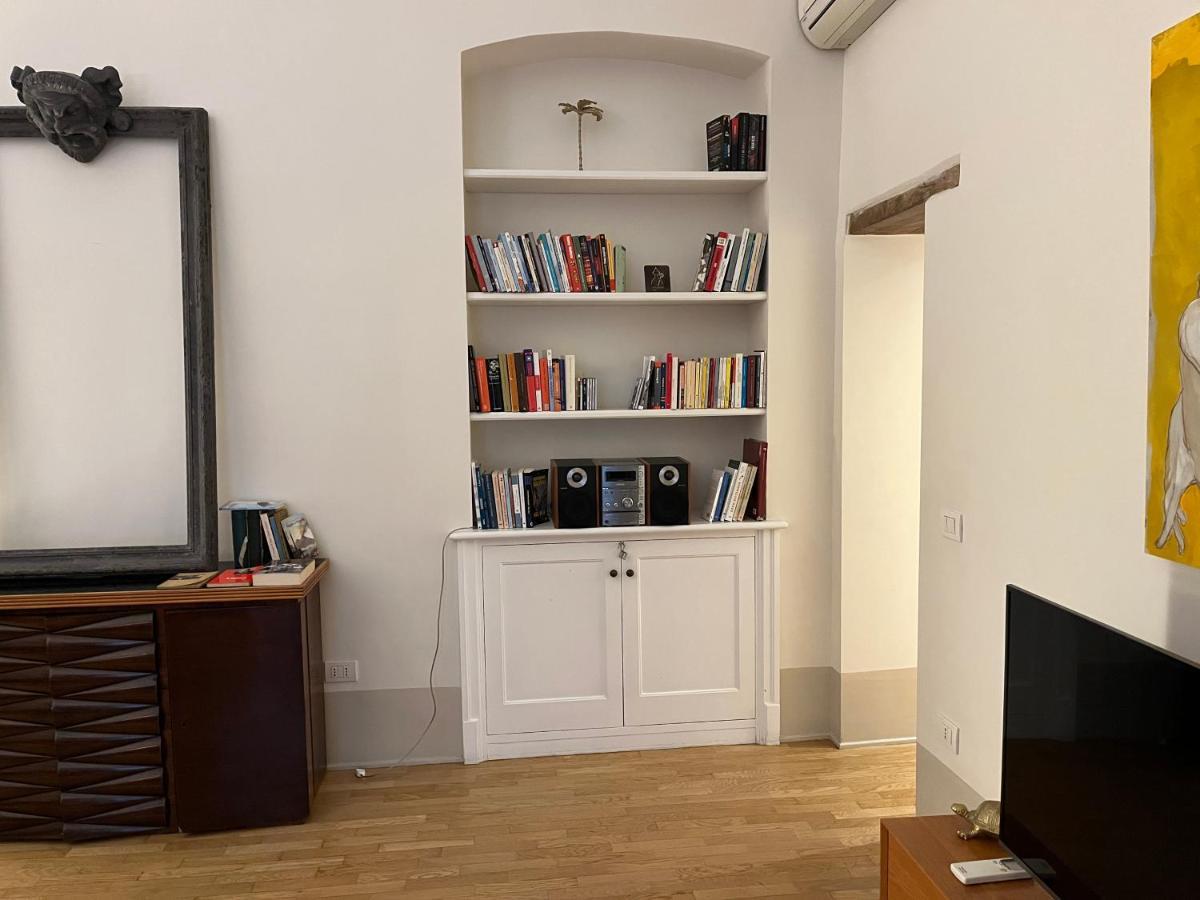 Casa Cammarota Apartment เนเปิลส์ ภายนอก รูปภาพ