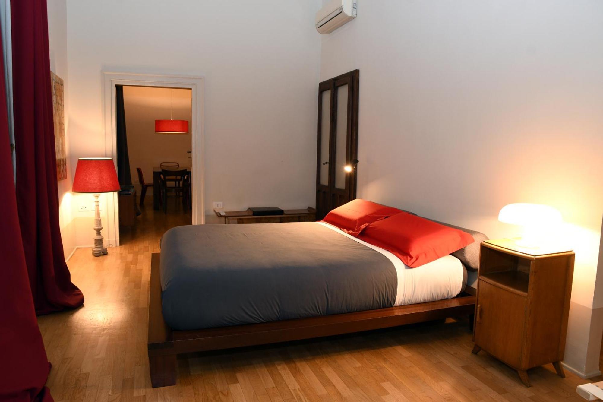 Casa Cammarota Apartment เนเปิลส์ ภายนอก รูปภาพ