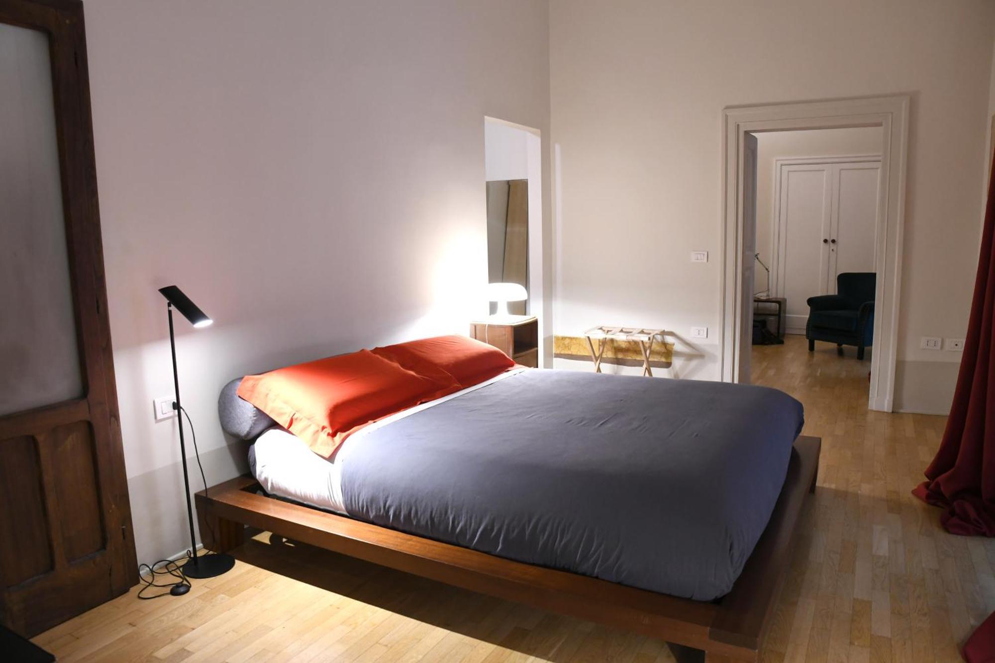 Casa Cammarota Apartment เนเปิลส์ ภายนอก รูปภาพ