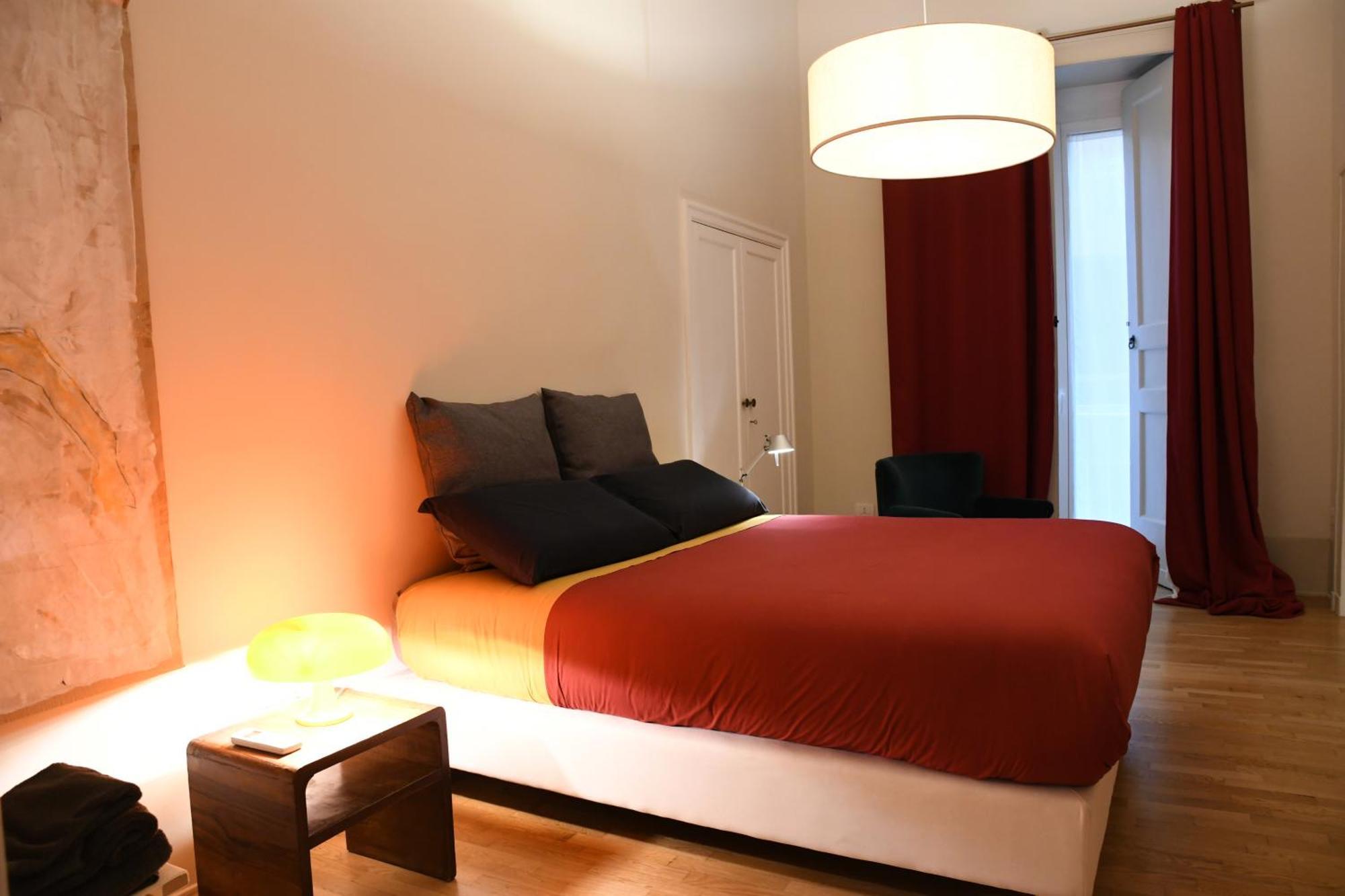 Casa Cammarota Apartment เนเปิลส์ ภายนอก รูปภาพ